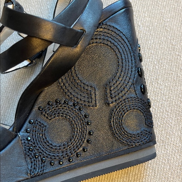 COACH Catalina Black Leather Wedge Sandals | NEW | Size 8 - Picture 10 of 11